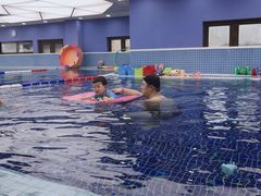 -龙格亲子游泳·水育早教运动中心(绿城店)