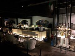 -穹六人间 people 6(岳阳路店)