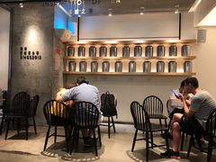等位区-喜茶(广州天汇igc店)