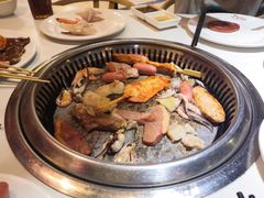 -12道烤味自助牛排海鲜烤肉餐厅(鑫都国际广场店)