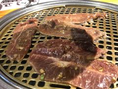 -唯成•韩国炭火烤肉 유성고기