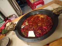 -黄潇洒老火锅(九眼桥宏济巷店)
