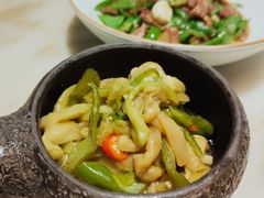 辣椒炒肉-佬麻雀·新湘菜(珠海金发购物中心店)
