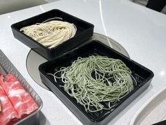菠菜拉面-呷哺呷哺
