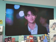 -Love Star追星馆(上海大悦城店)