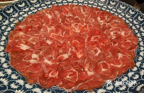 Freshly Sliced Lamb Shank Core
