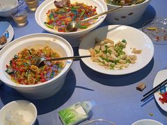 -坛宗剁椒鱼头(河西王府井店)