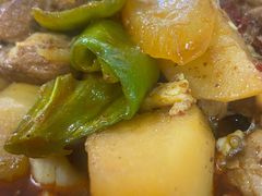 -牛一嘴·兰州牛肉面·大盘鸡(财富中心店)