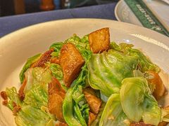 -伊带伊路新疆美食府(呼家楼店)