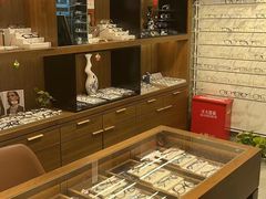 -一代眼镜·蔡司配镜(浦东大拇指广场店)