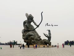 -巴陵广场