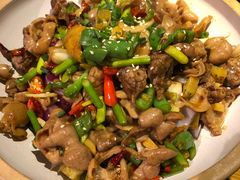 -宫老四·上品烧烤酒店(汉东路店)