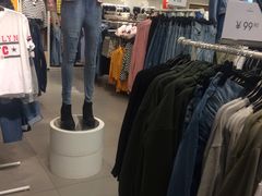 -优衣库(红谷滩万达店)