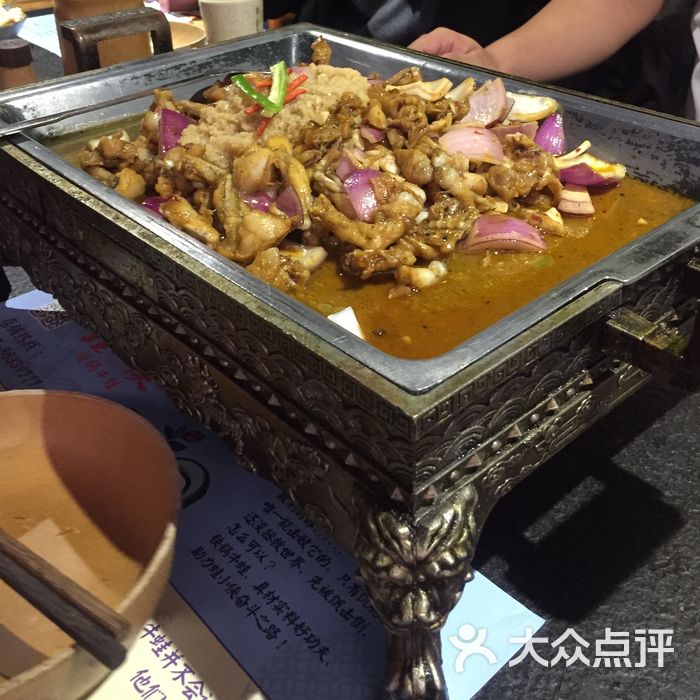 蛙小侠餐具摆设图片