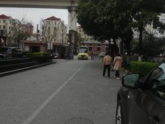 -上海外国语大学(虹口校区)