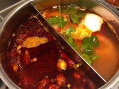双味锅(鸳鸯锅)-壹小馆.皇城老妈(成都太古里店)