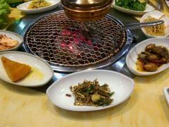 -牛信亭韩国料理·炭火烤肉(紫藤路店)