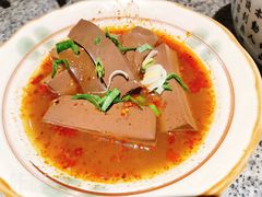 麻辣鸭血-南京大牌档(济南万象城店)