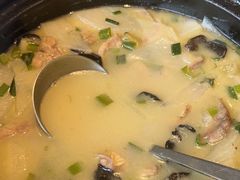 -江宴渔村·鱼鲜土菜(紫荆广场店)