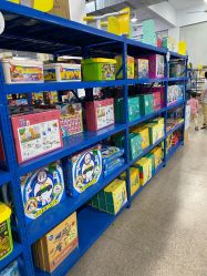 -逝水玩具折扣店