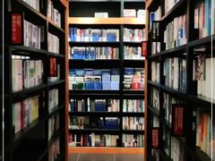 -西西弗书店&矢量咖啡(壹方购物中心店)