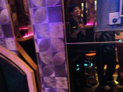 -K+全国连锁KTV(绿地缤纷天地店)