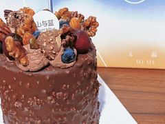 -山与蓝·轻糖鲜果蛋糕(勒泰店)