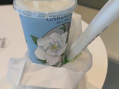 -奈雪的茶(优特汇店)