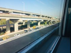 -龙阳路磁悬浮列车总站-停车场