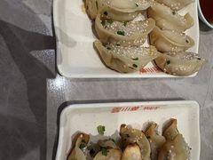 鲜肉锅贴-小姜锅贴(凤凰街店)