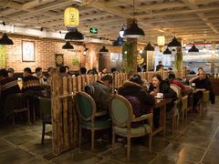 大堂-三个大叔东北烧烤·砂锅菜(西三旗店)