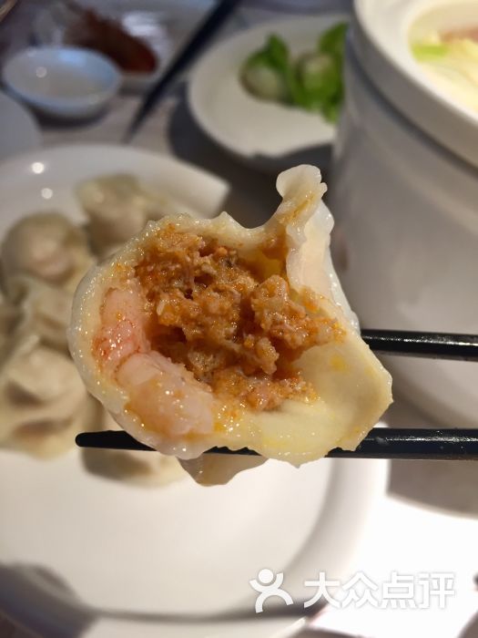蟹黄虾仁水饺