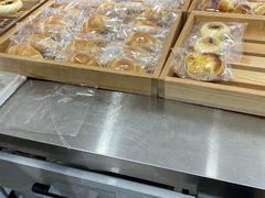 -yeast面包店