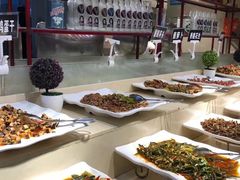 -蒙肥羊·酸汤潮牛·鲜牛肉火锅烤肉自助(岗顶店)
