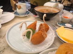 榴莲天鹅酥-鹭江宾馆·观海餐厅
