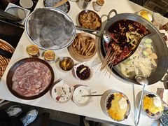 -卤校长老火锅(沙坪坝直营店)