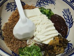 -蜗牛小馆醉乡民谣云南菜(惠新西里店)