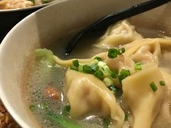 -谭师爷龙抄手(白下路店)
