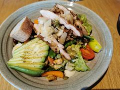 鸡肉牛油果沙拉-The Diner X餐厅(青岛万象城店)