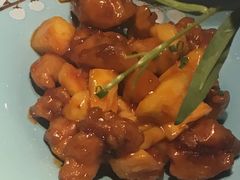 菠萝里脊-蜜桃餐厅·江浙融合菜(荟聚购物中心店)