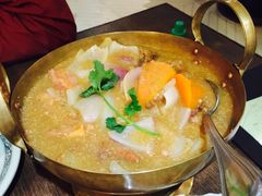 -大头虾越式风味餐厅(光明广场店)