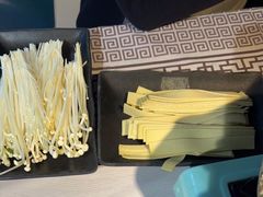-云晓光头烧烤吧(盛夏店)