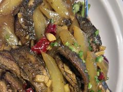 -黄泥岗·地道湖北菜(奥特莱斯店)