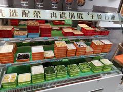 -极有家小鱼小鸡石锅煲(佳兆业店)