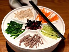 鸡丝凉米线-云海肴云南菜(正大广场店)