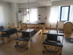 -馨媛瑜伽普拉提