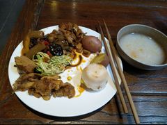 -香园自助小火锅
