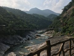 -燕子河大峡谷天坑仙境