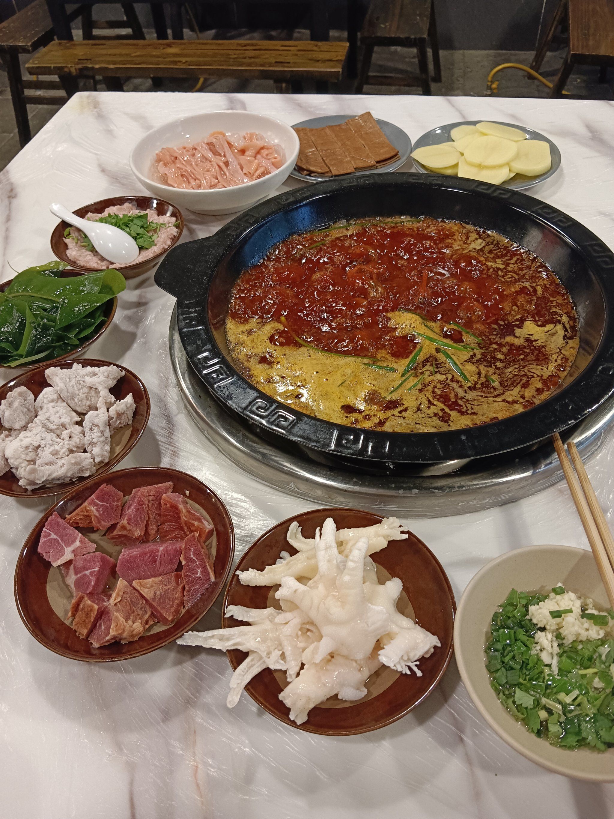 一个人吃火锅太过瘾