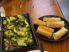 -曹丞相·地锅鸡·地锅鱼(武林店)